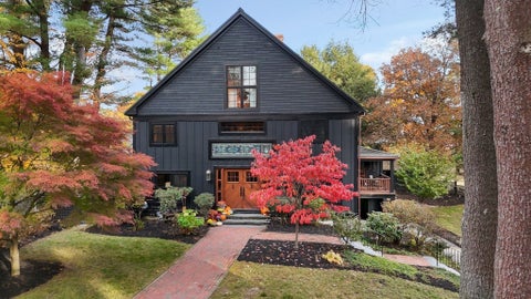 Photo of 603 Pearl Street, Reading, MA 01867 (MLS # 73596589)
