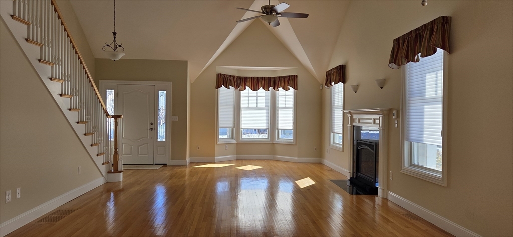 8 Riverview Heights 61