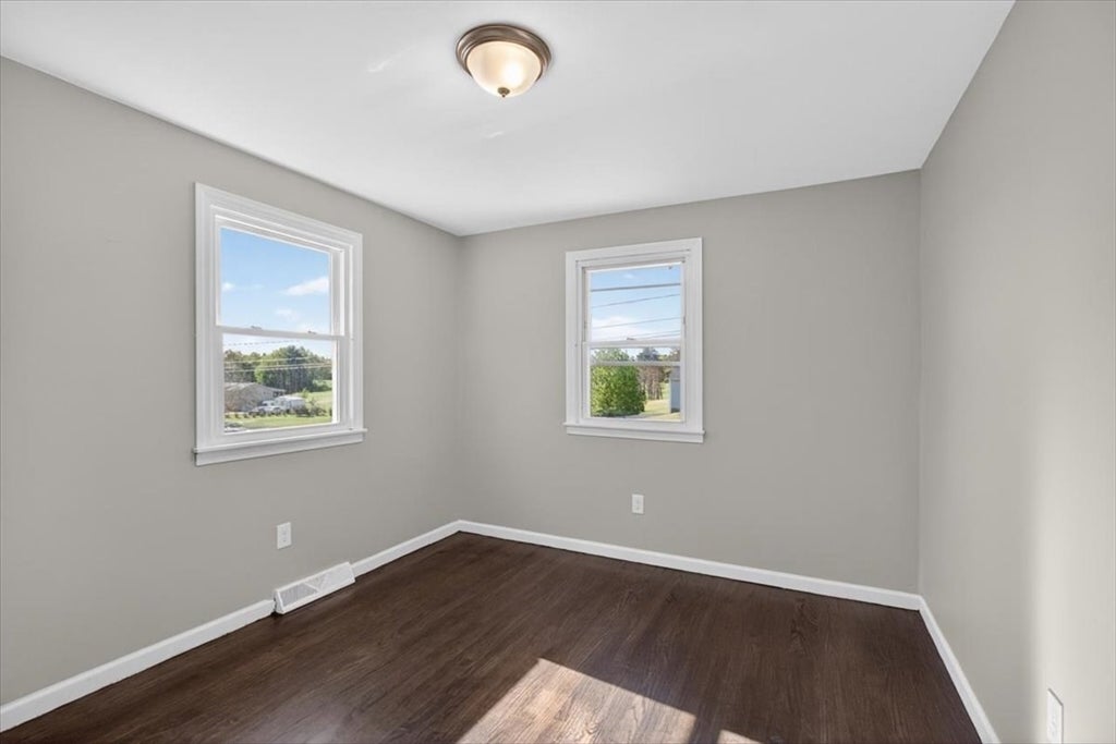 368 Granville Rd, Southwick, MA Photo #15