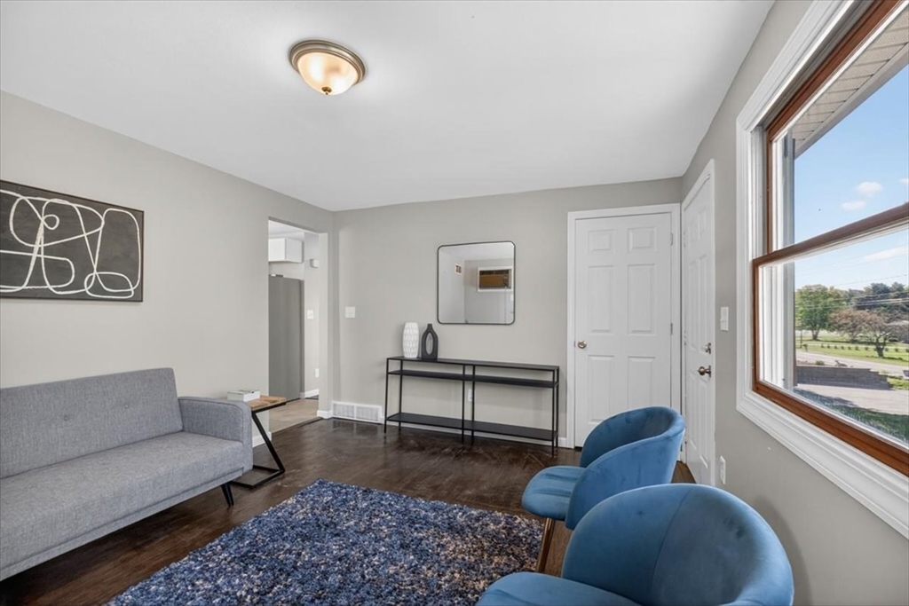 368 Granville Rd, Southwick, MA Photo #7