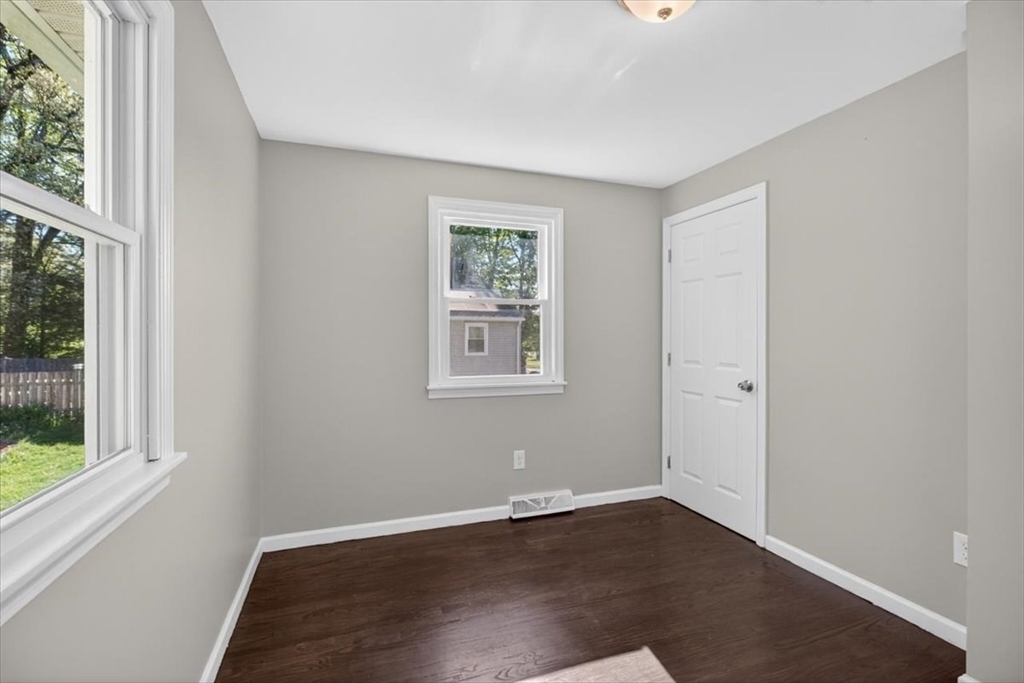 368 Granville Rd, Southwick, MA Photo #21