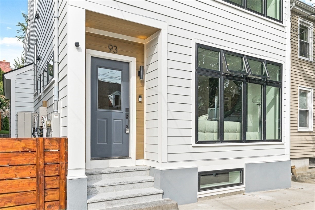 93 Spring St
