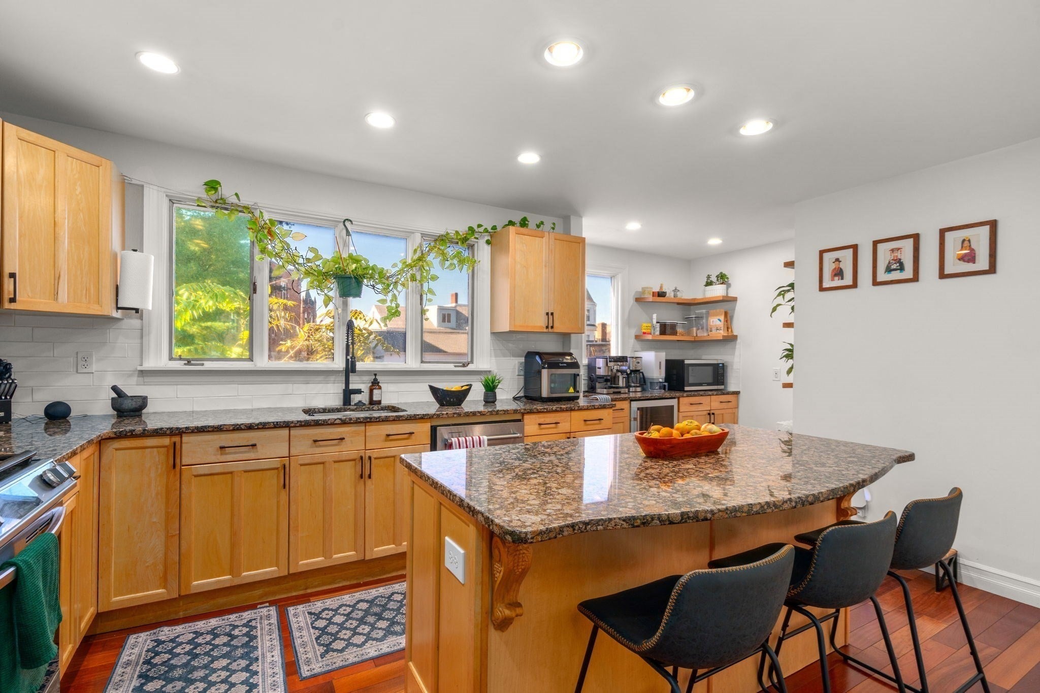 3 Hampshire St, Everett, MA, 3 Hampshire St, Everett, MA Photo #11
