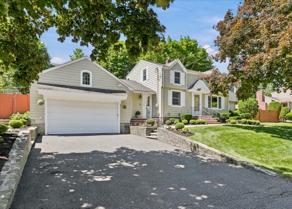 8 Emery St