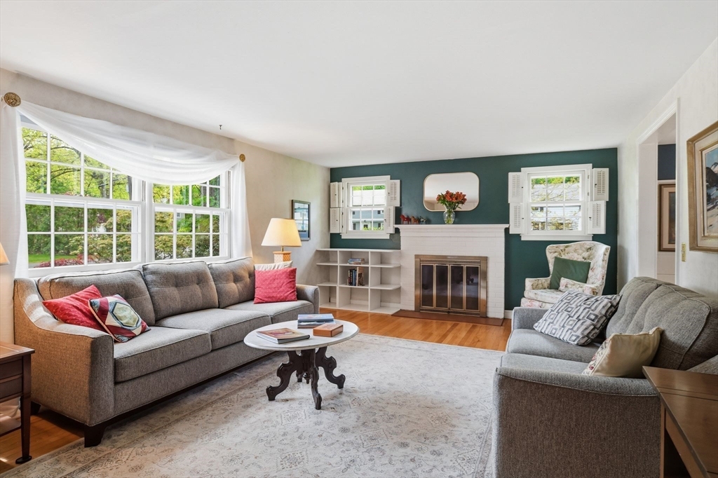 6 Ferncroft Street, Longmeadow, MA Photo #9