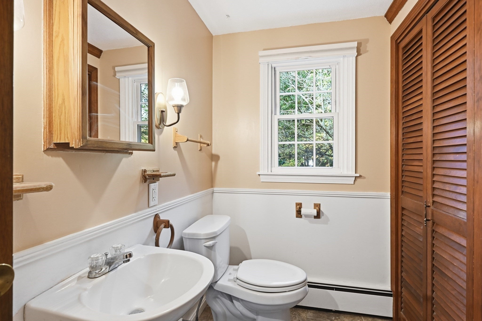 13 Addison Rd, Wilbraham, MA, 13 Addison Rd, Wilbraham, MA Photo #11