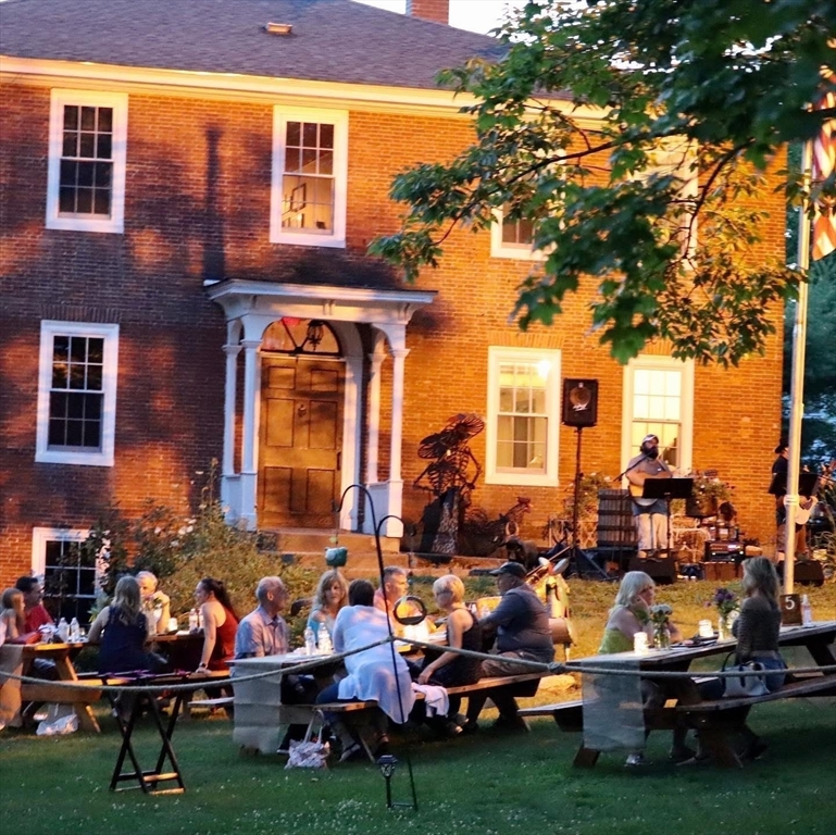 10 Baldwinville Road