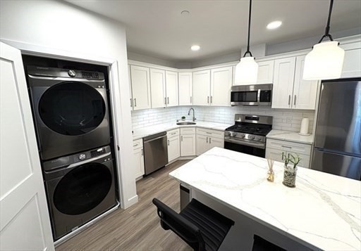 1133 North Shore Rd 404