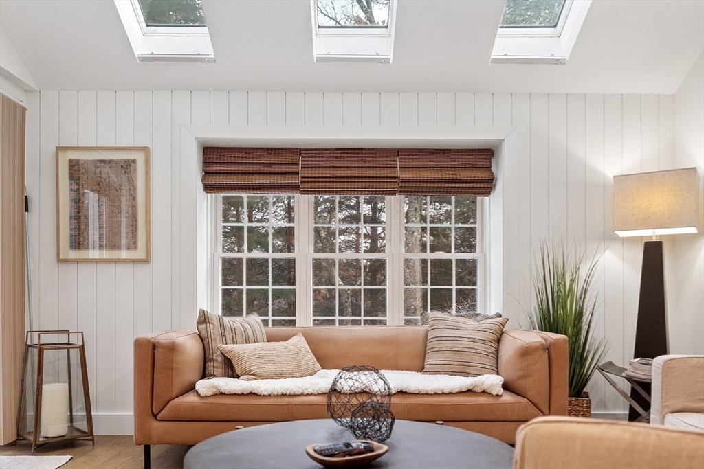 610 Ridgefield Cir B