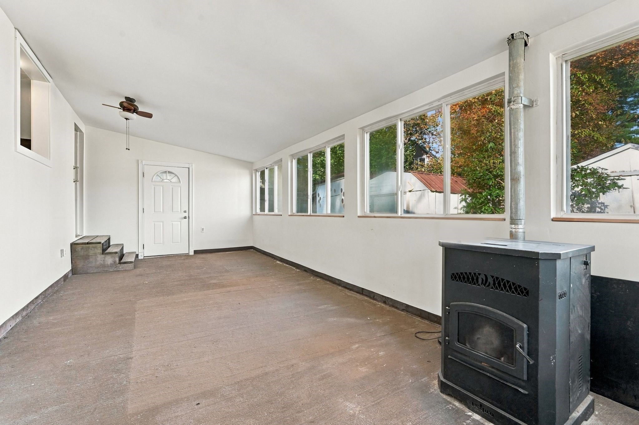 48 Poole Rd, Belchertown, MA Photo #12