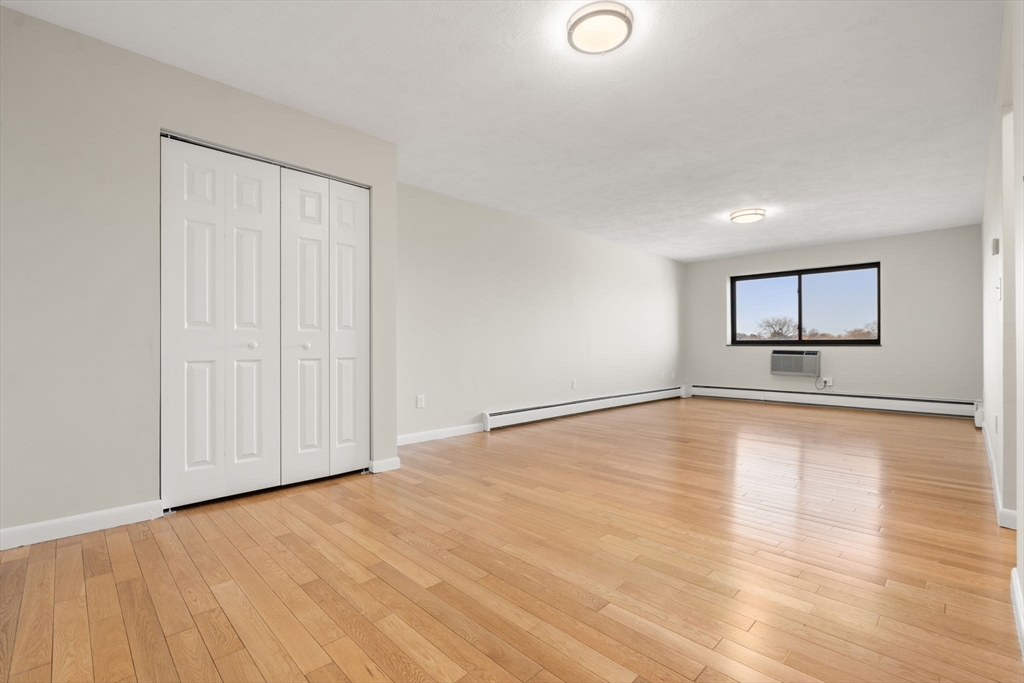35 Glencoe Street 43