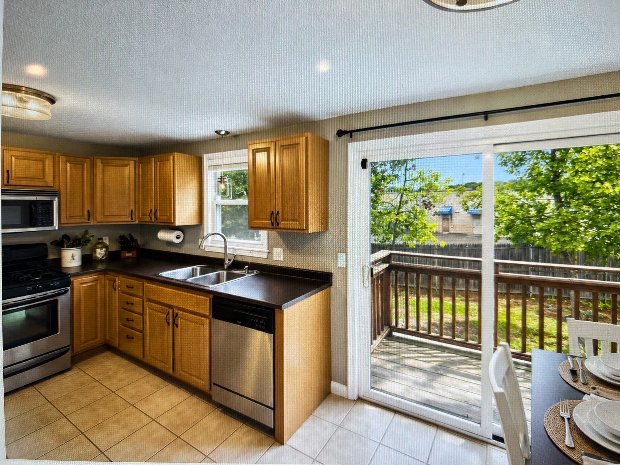 126 Willard Street #I, Lowell, MA Photo #10