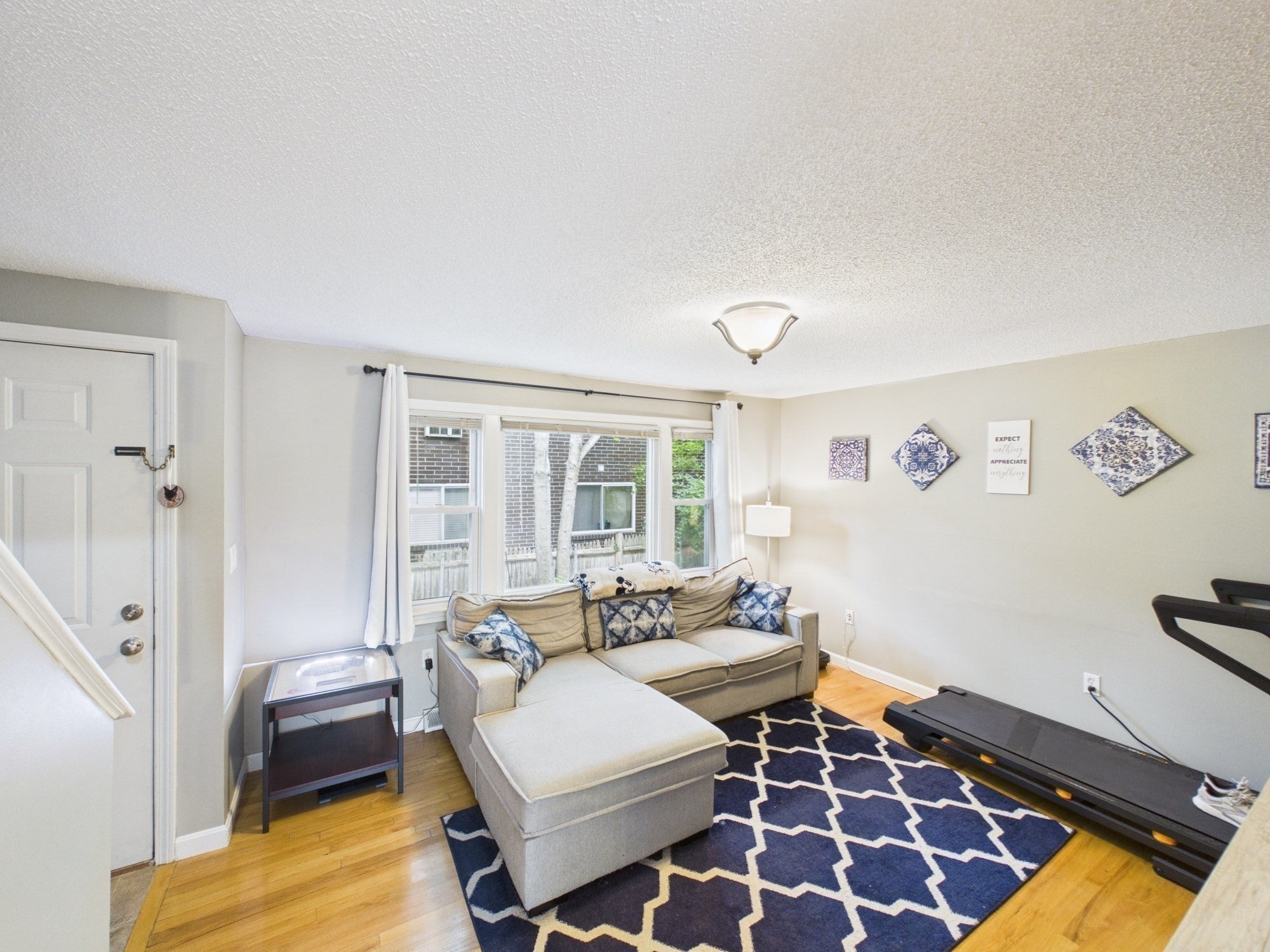 126 Willard Street #I, Lowell, MA Photo #4