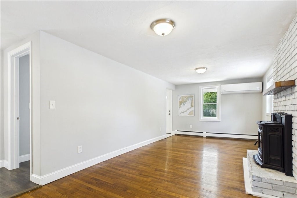 246 Thurber Ave, Attleboro, MA Photo #18