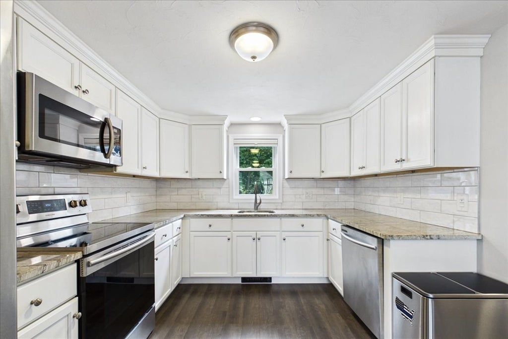 246 Thurber Ave, Attleboro, MA Photo #19
