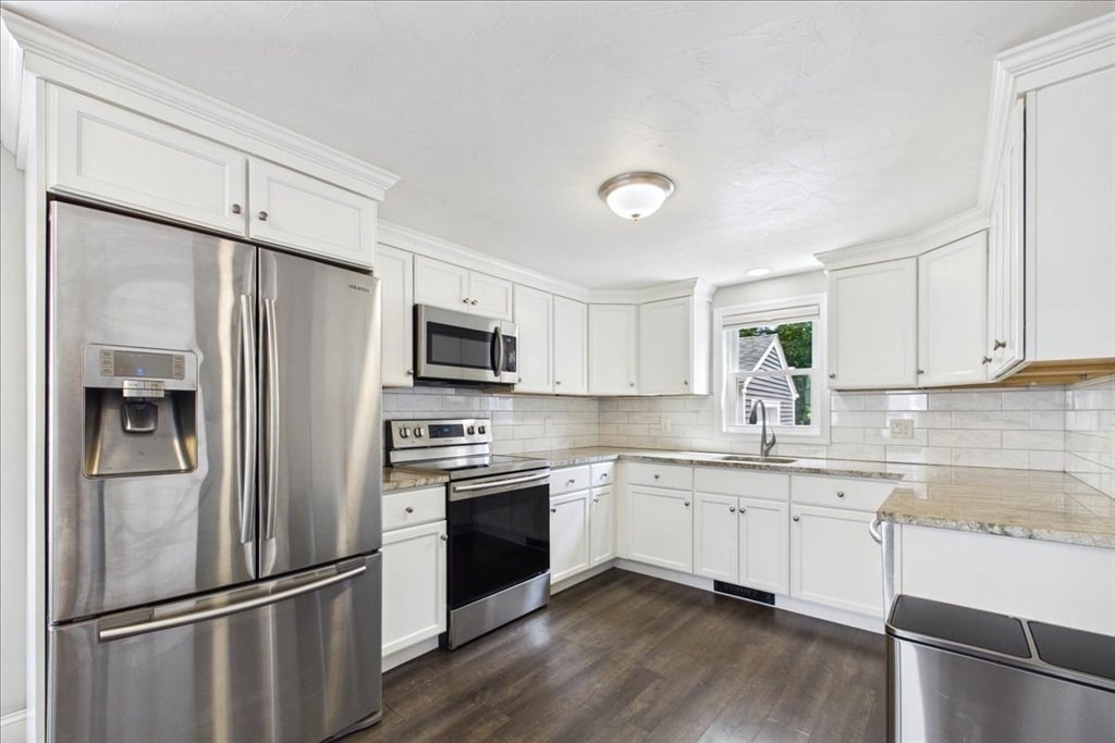 246 Thurber Ave, Attleboro, MA Photo #20