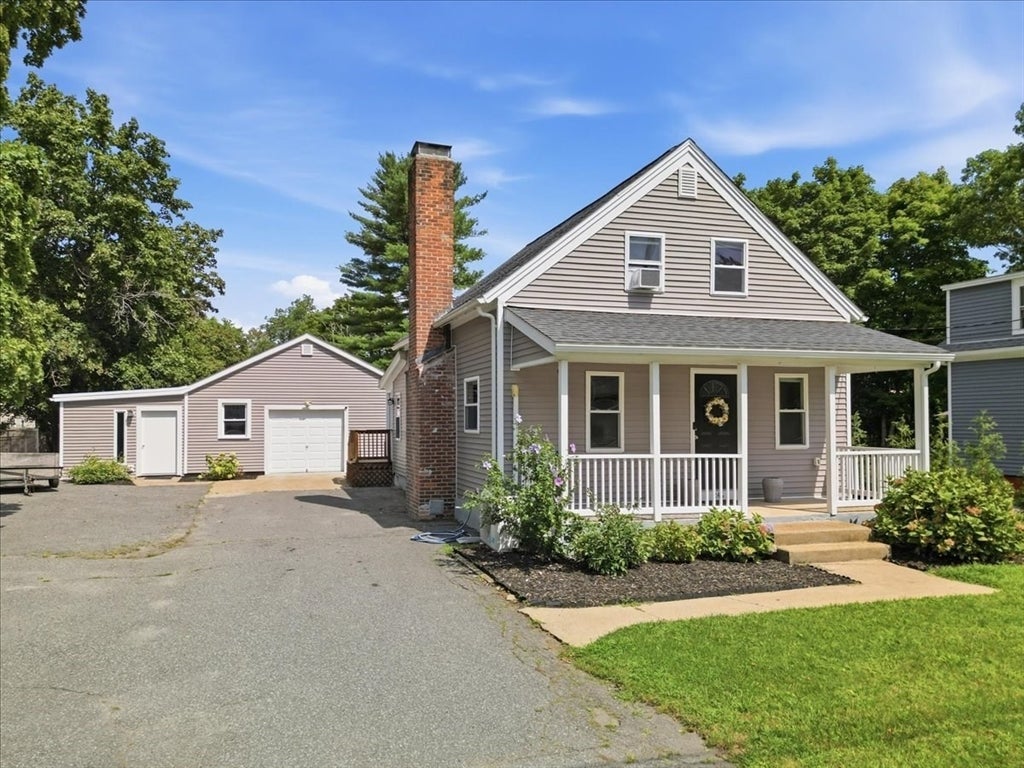 246 Thurber Ave, Attleboro, MA Photo #3
