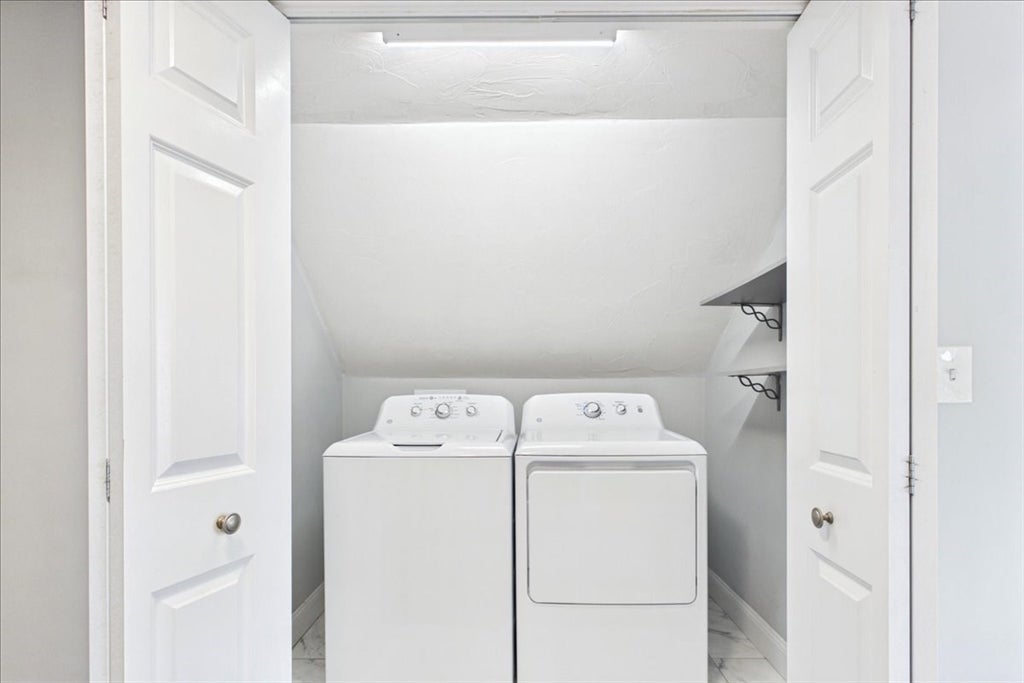 246 Thurber Ave, Attleboro, MA Photo #35
