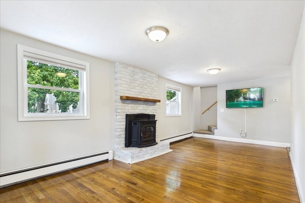 246 Thurber Ave, Attleboro, MA Photo #15