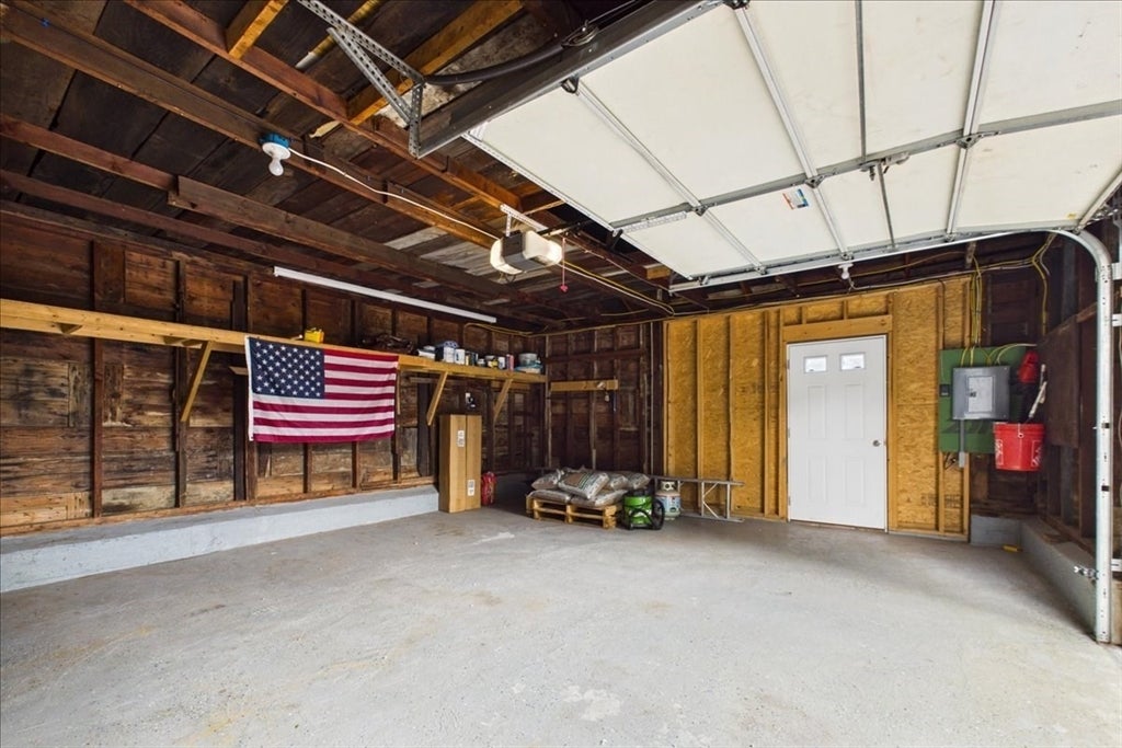 246 Thurber Ave, Attleboro, MA Photo #6