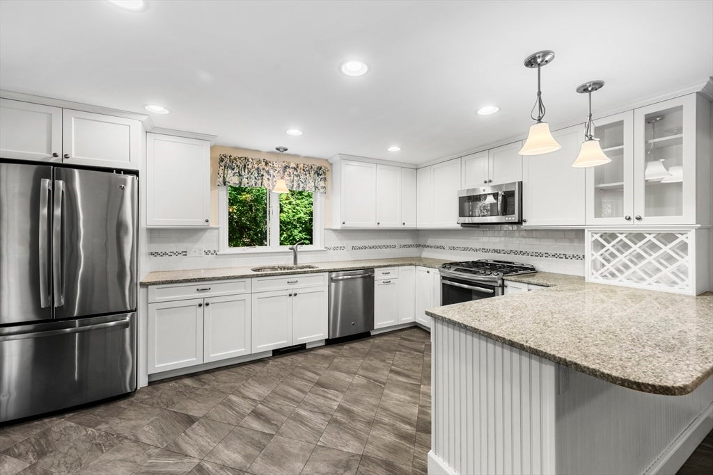 8 Risley Rd, Marblehead, MA, 8 Risley Rd, Marblehead, MA Photo #4