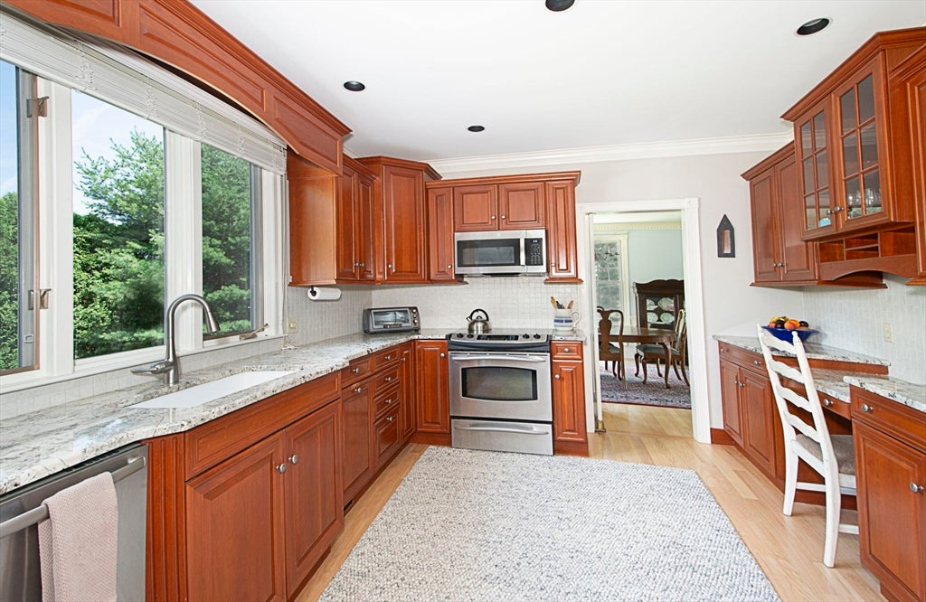 9 Fieldstone Dr, Shrewsbury, MA, 9 Fieldstone Dr, Shrewsbury, MA Photo #19