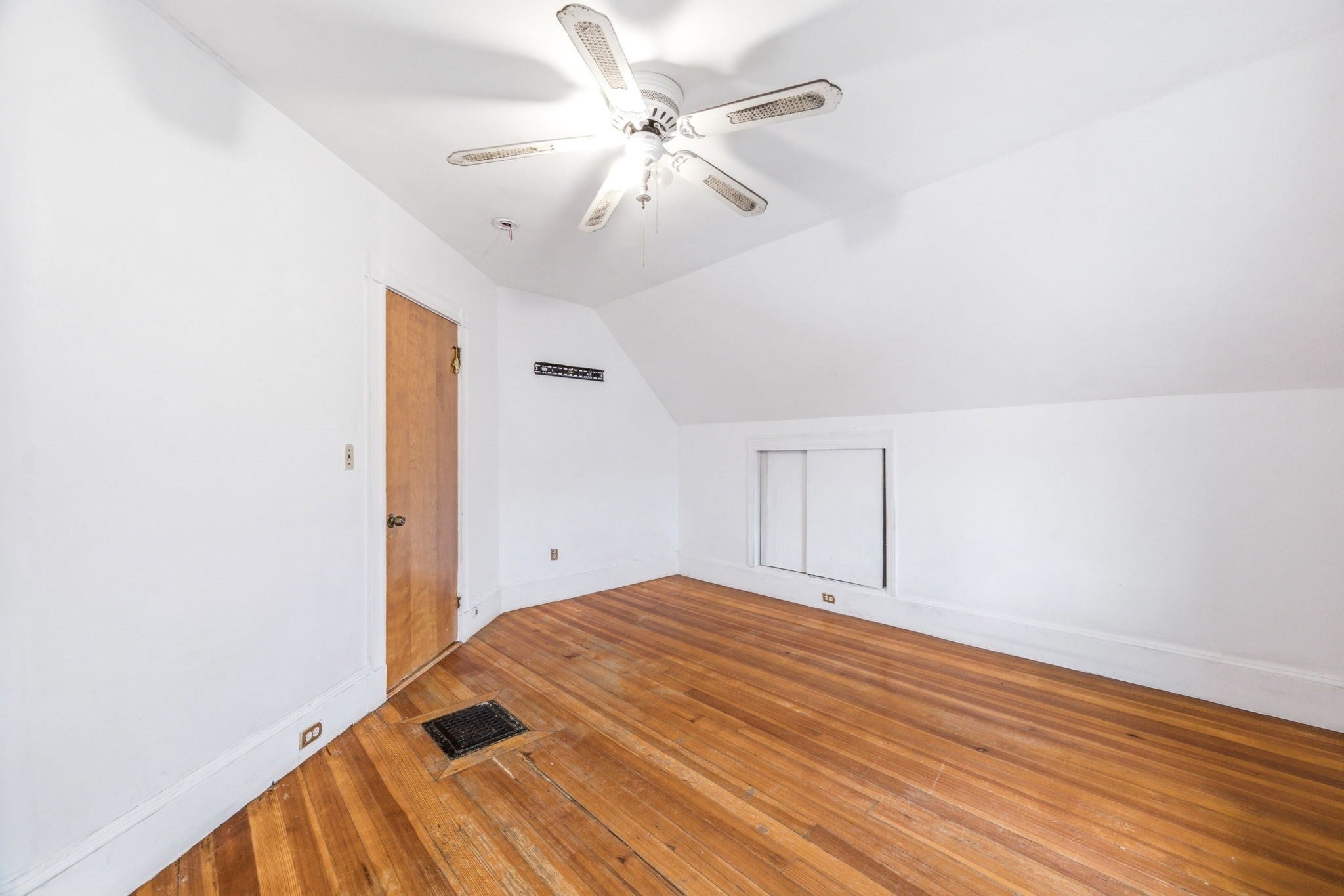 91 Pomona Street, Revere, MA, 91 Pomona Street, Revere, MA Photo #25