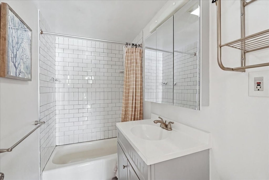 152 Davis St, Quincy, MA Photo #19