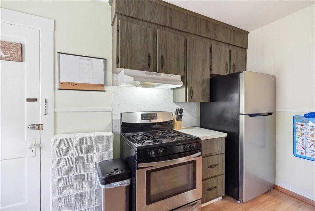 152 Davis St, Quincy, MA Photo #24