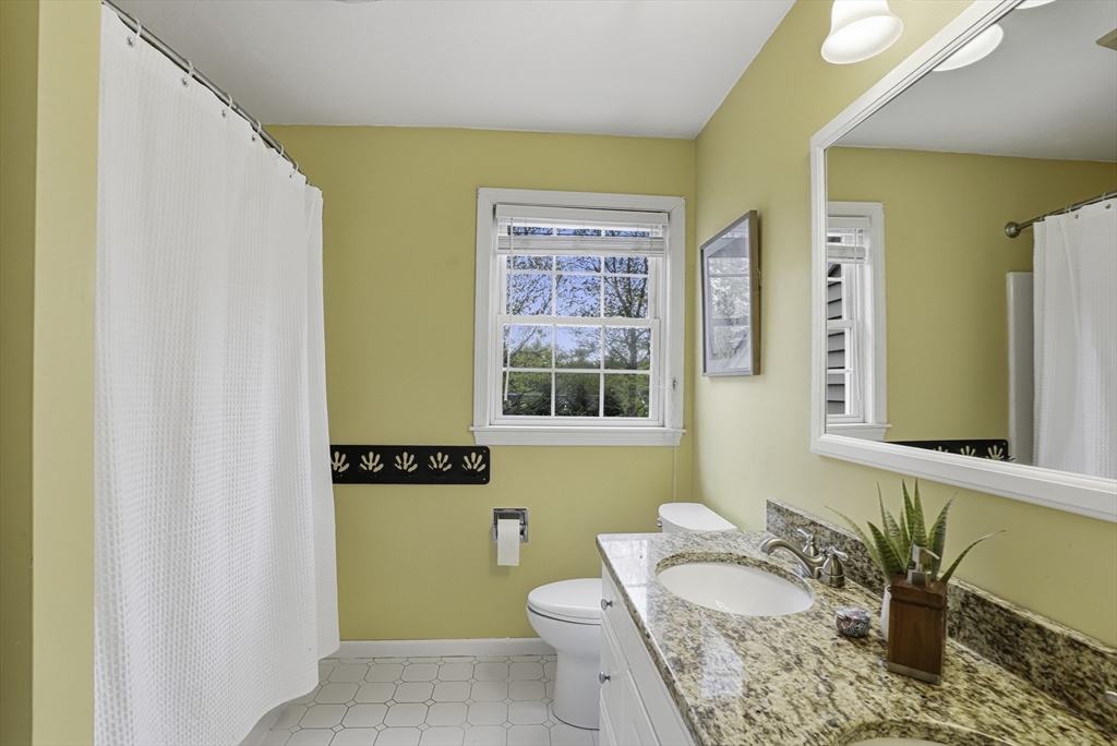 82 Hardwick Rd, Ashland, MA Photo #22