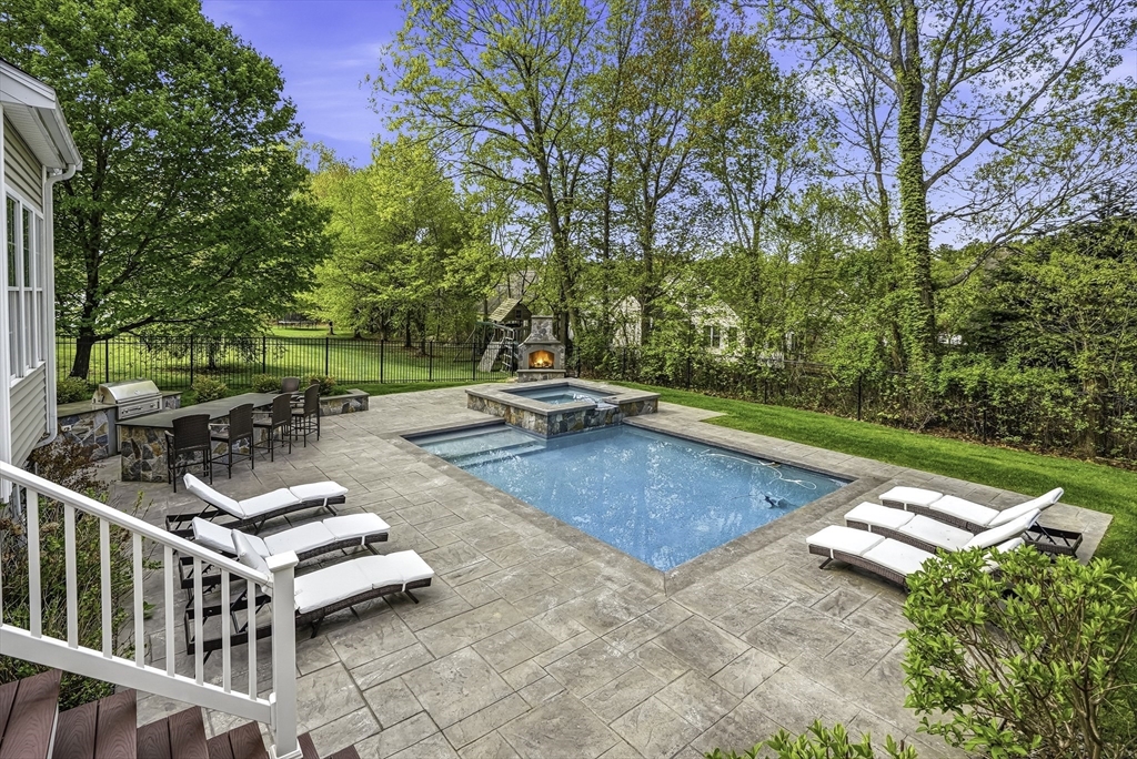 82 Hardwick Rd, Ashland, MA Photo #39