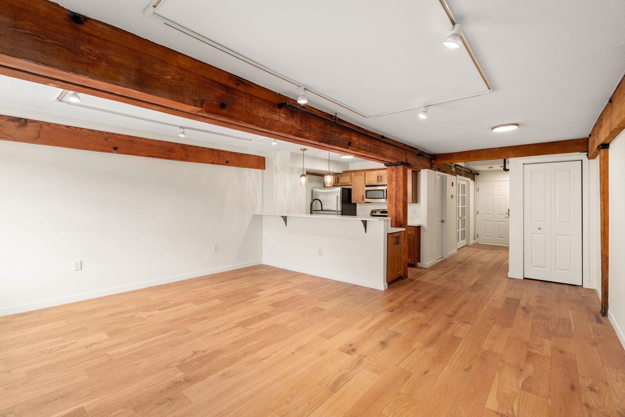 240 Jackson St 308