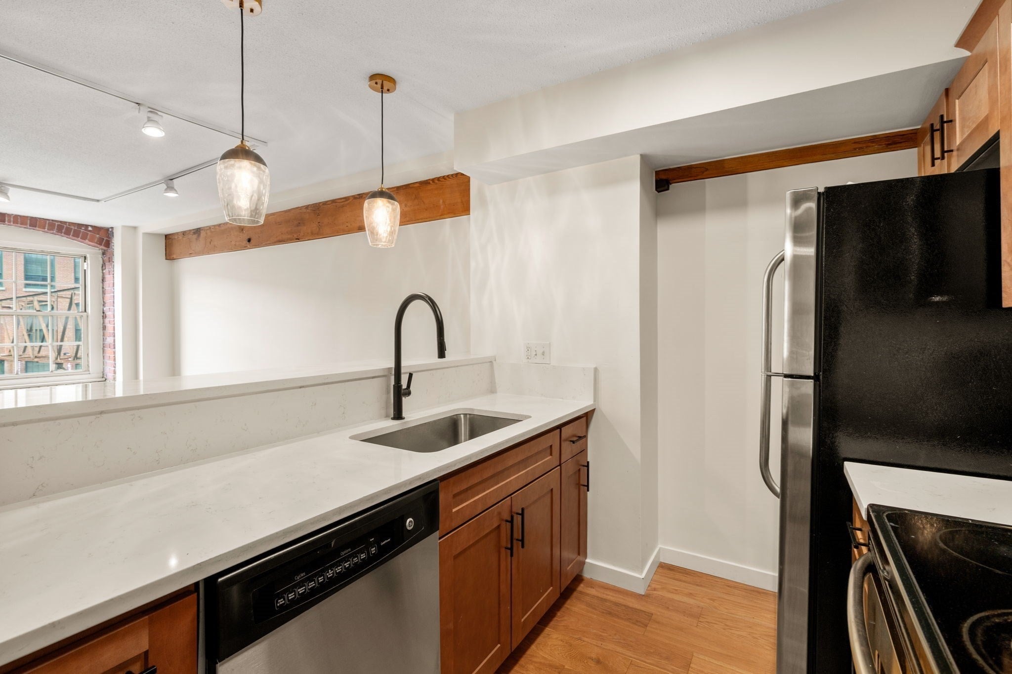 240 Jackson St 308