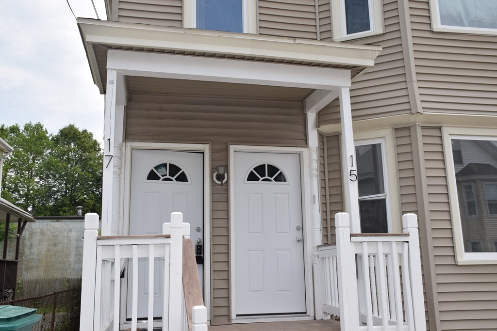 15 Middlesex Park