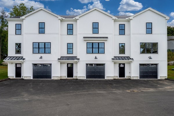 112 GENEST ST UNIT 17, DRACUT, MA 01826 - Image 59f67a97a0642f6da9fc2bc3eeb2f0cd/4178781094