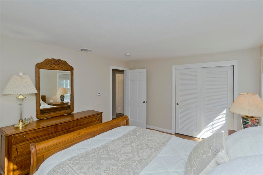 6 Joan St, Wilbraham, MA Photo #18