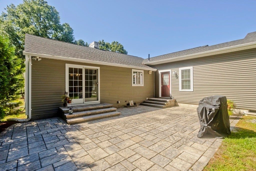 6 Joan St, Wilbraham, MA Photo #39