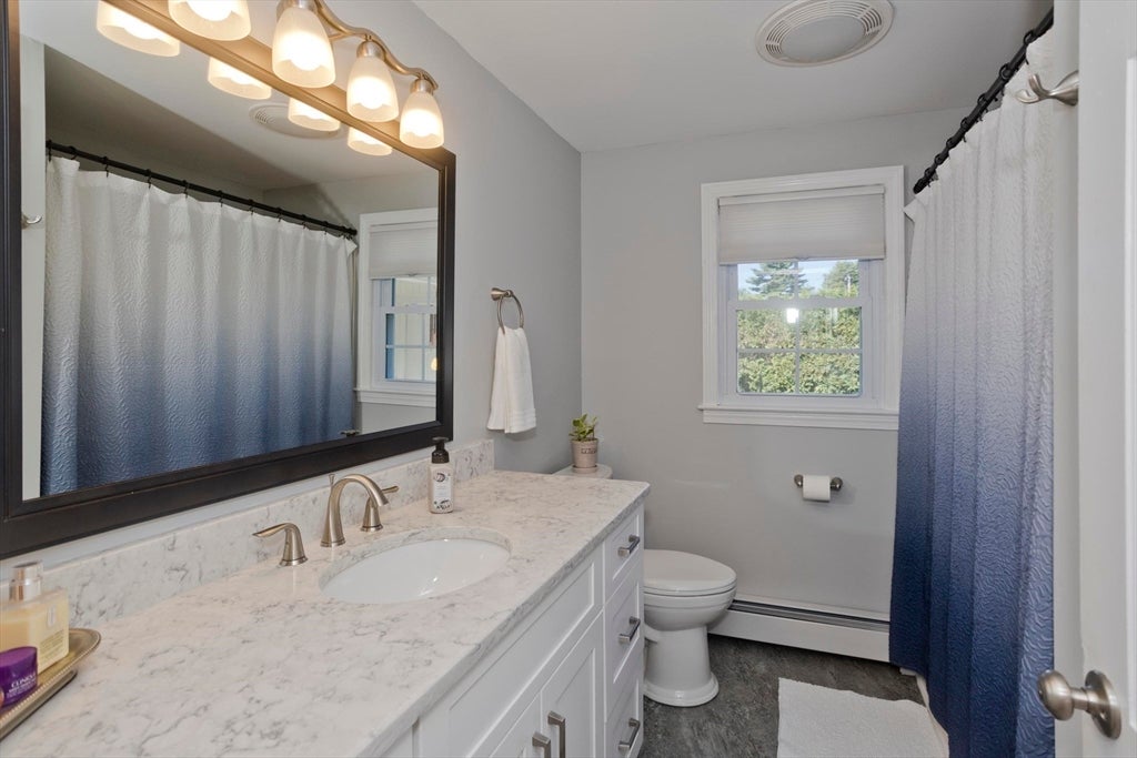 6 Joan St, Wilbraham, MA Photo #15