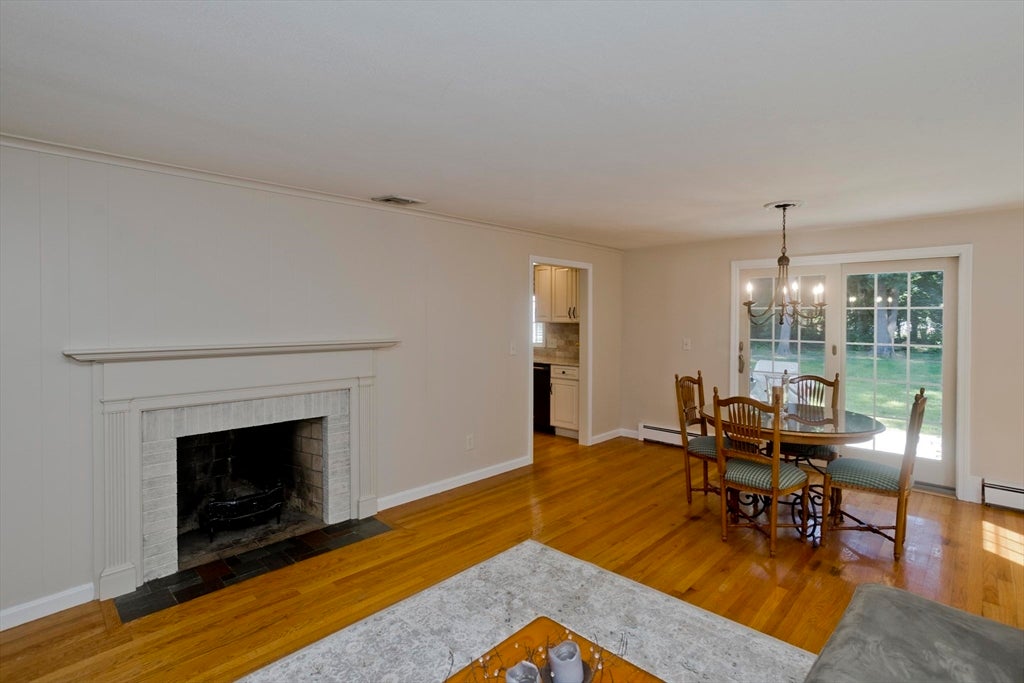 6 Joan St, Wilbraham, MA Photo #13