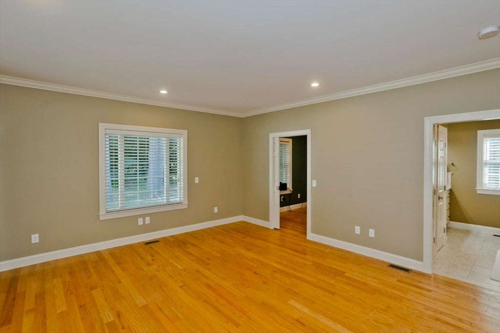 6 Joan St, Wilbraham, MA Photo #32