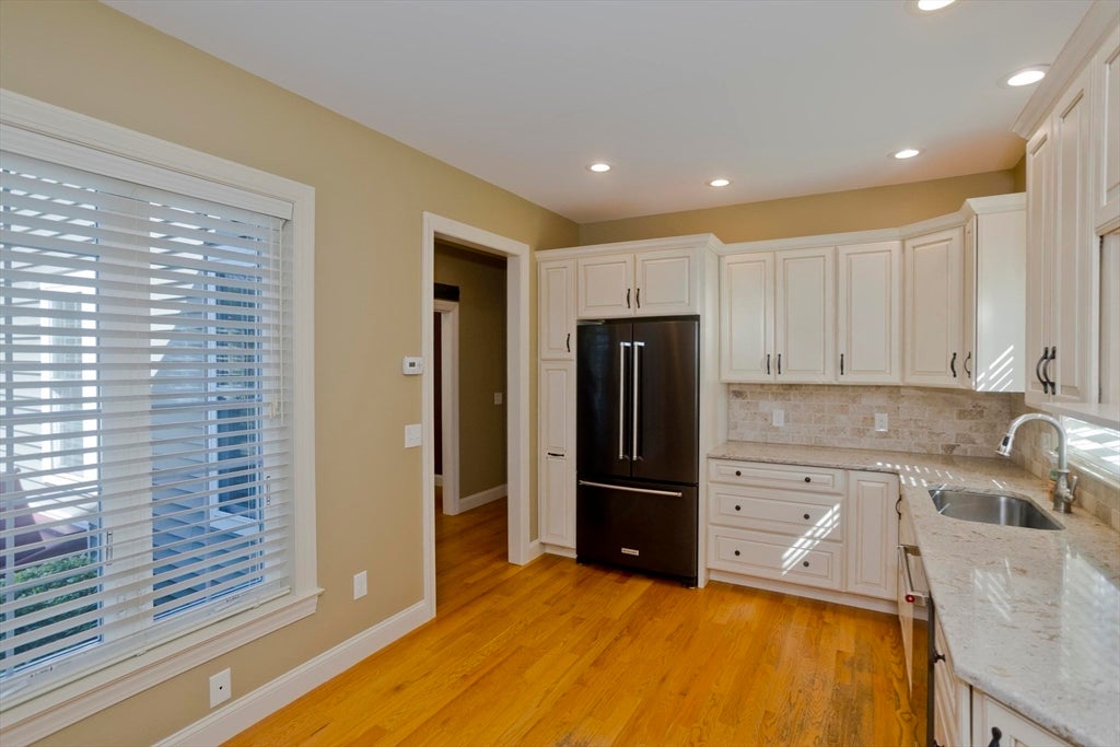 6 Joan St, Wilbraham, MA Photo #26