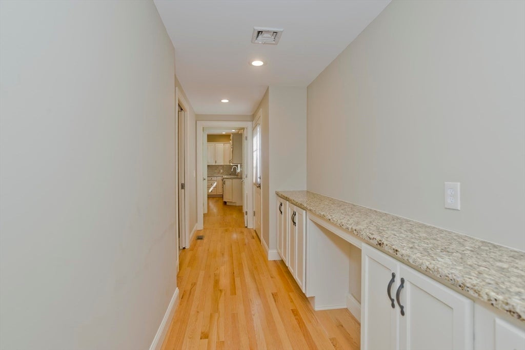 6 Joan St, Wilbraham, MA Photo #21