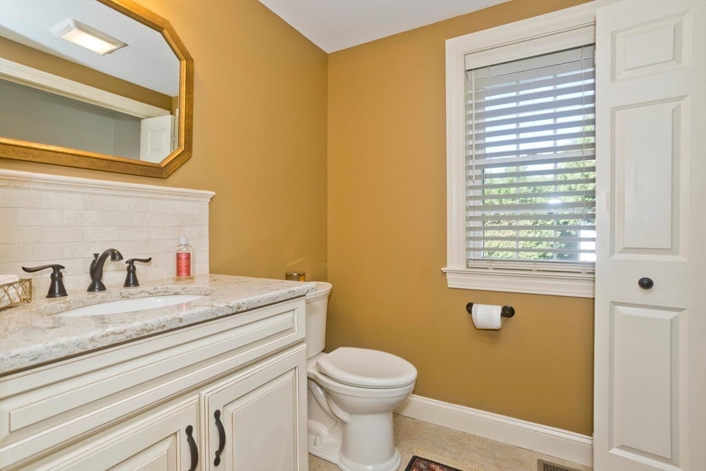6 Joan St, Wilbraham, MA Photo #22