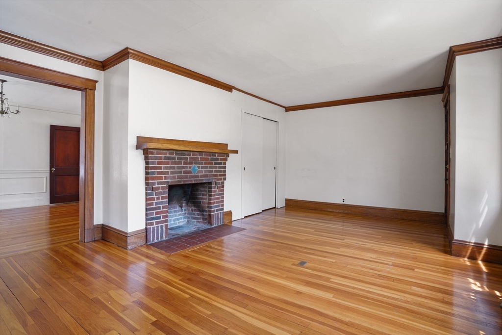 379-381 Newtonville Ave