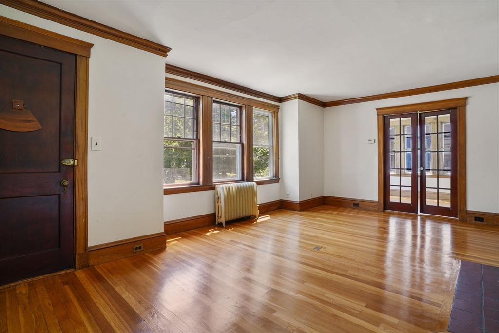379-381 Newtonville Ave