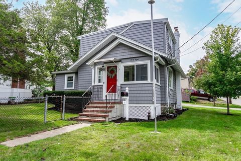 38 Van Vechten Street Waltham MA 02452