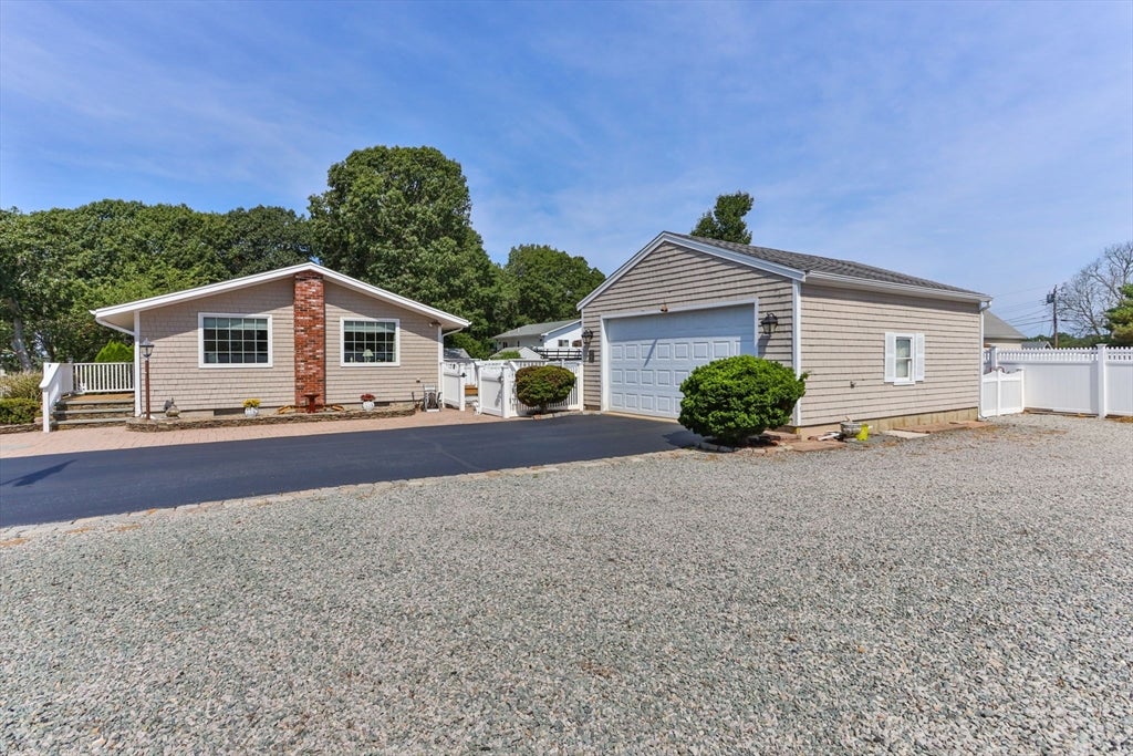 6 Robinhood Rd, Wareham, MA Photo #32