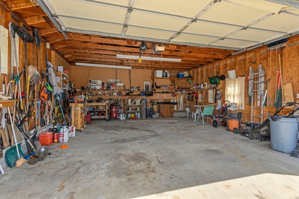 6 Robinhood Rd, Wareham, MA Photo #33