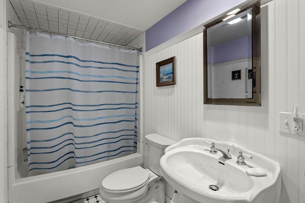 6 Robinhood Rd, Wareham, MA Photo #21