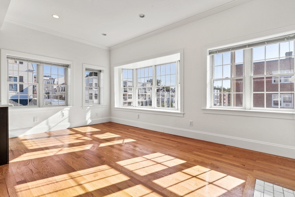 823 East Sixth Street 3